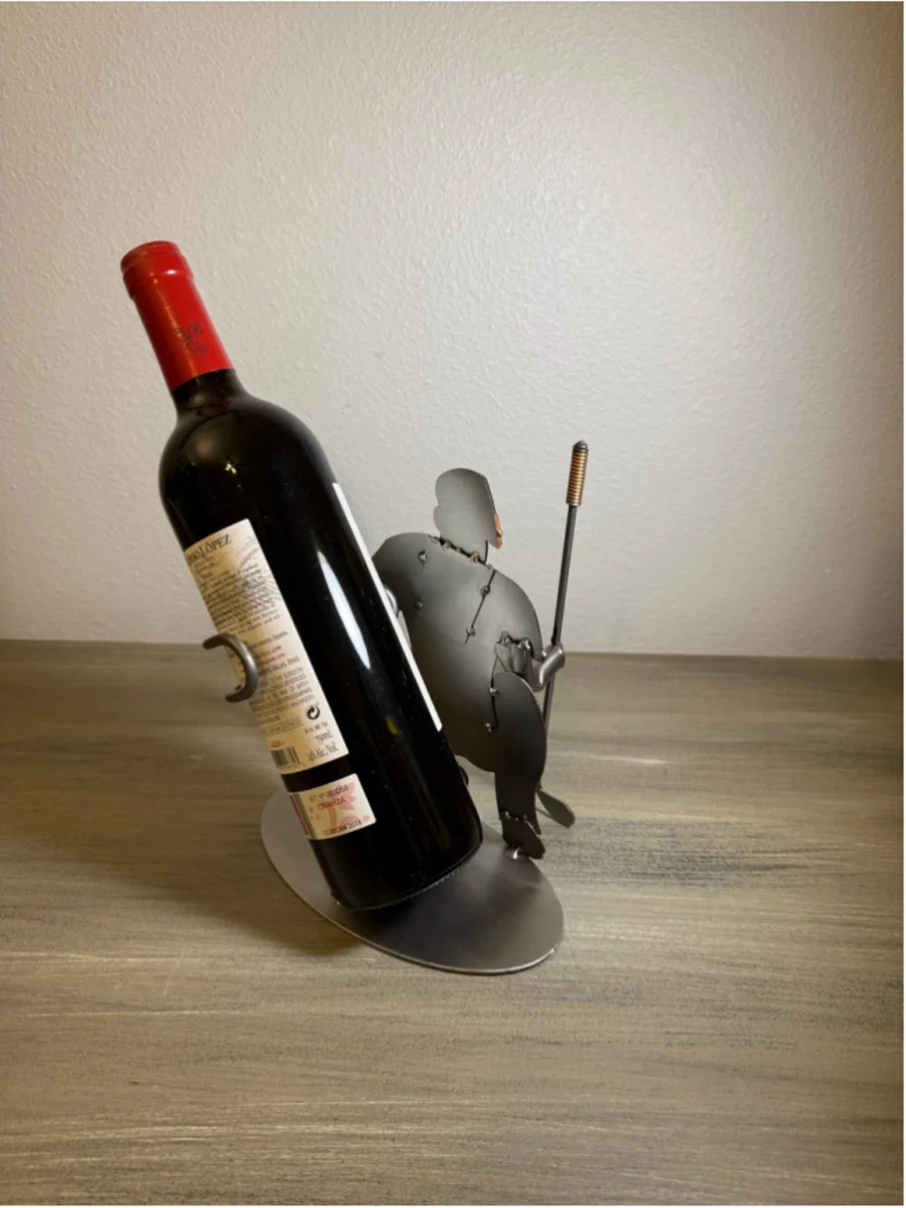 Handcrafted Metal Golfer Wine Bottle Holder Sculpture – Sports Bar Decor Caddy